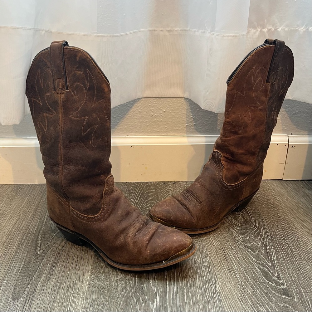 Durango Brown Leather Pointed Toe Cowboy Boots Women’s Size 7